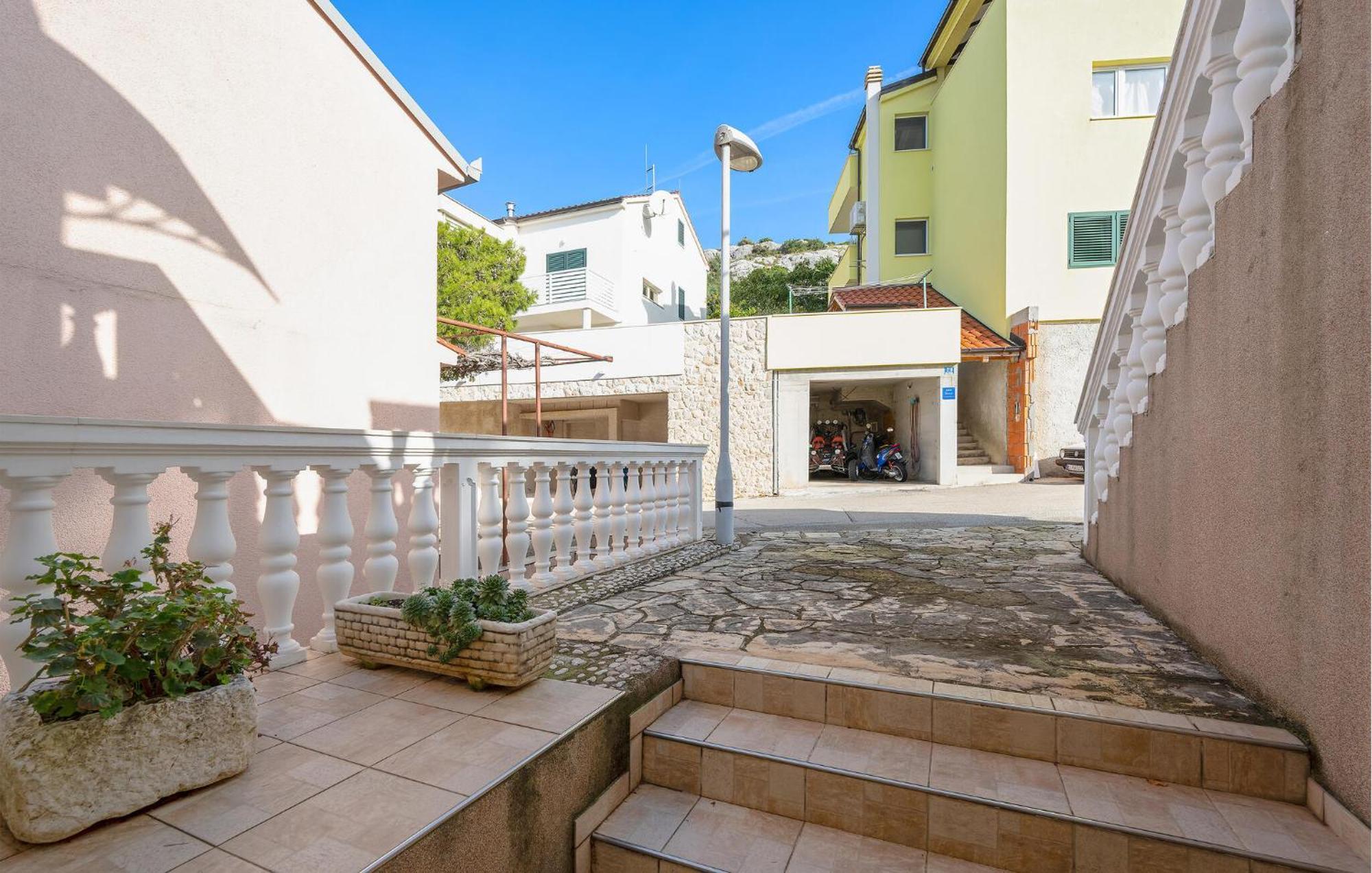 Lovely Apartment In Primosten With Kitchen Zewnętrze zdjęcie